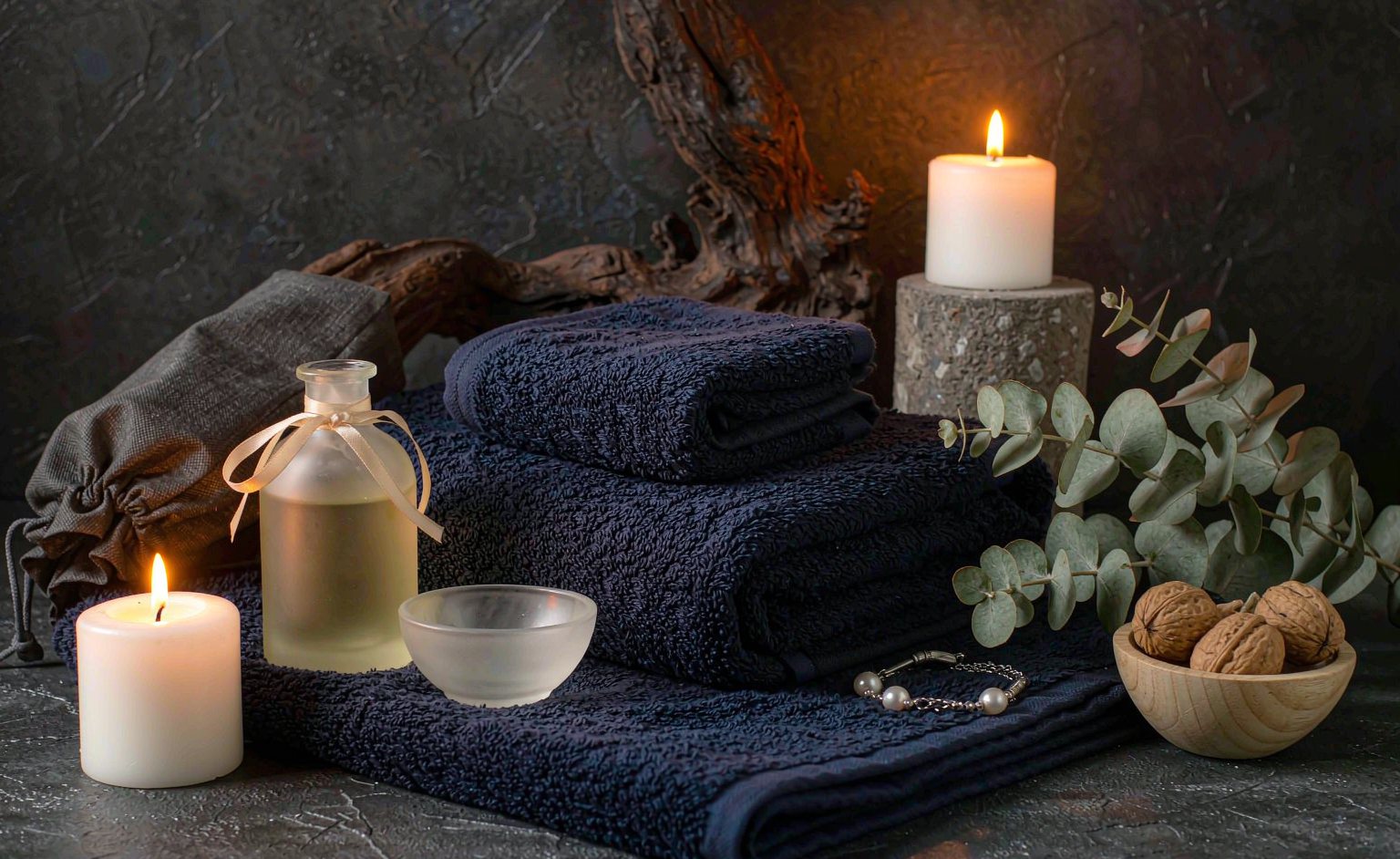 Signature relaxation massage with hot towels and oils